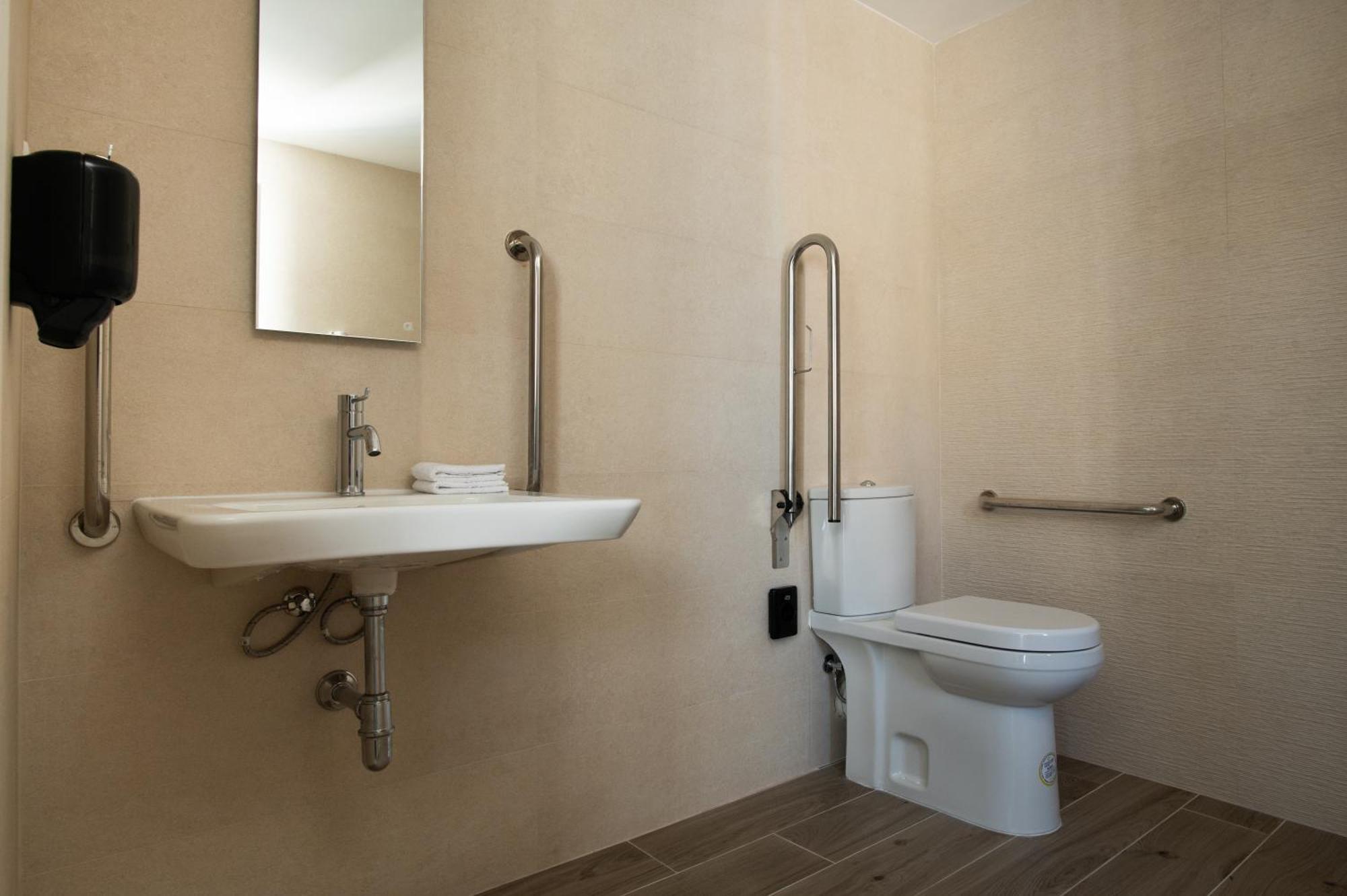 Guest house Ta' Tereza In Manwel Dimech Sliema